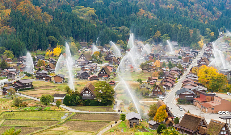 Villages historiques de Shirakawa-go et Gokayama