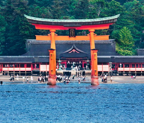 厳島神社(Itsukushima Shinto Shrine)